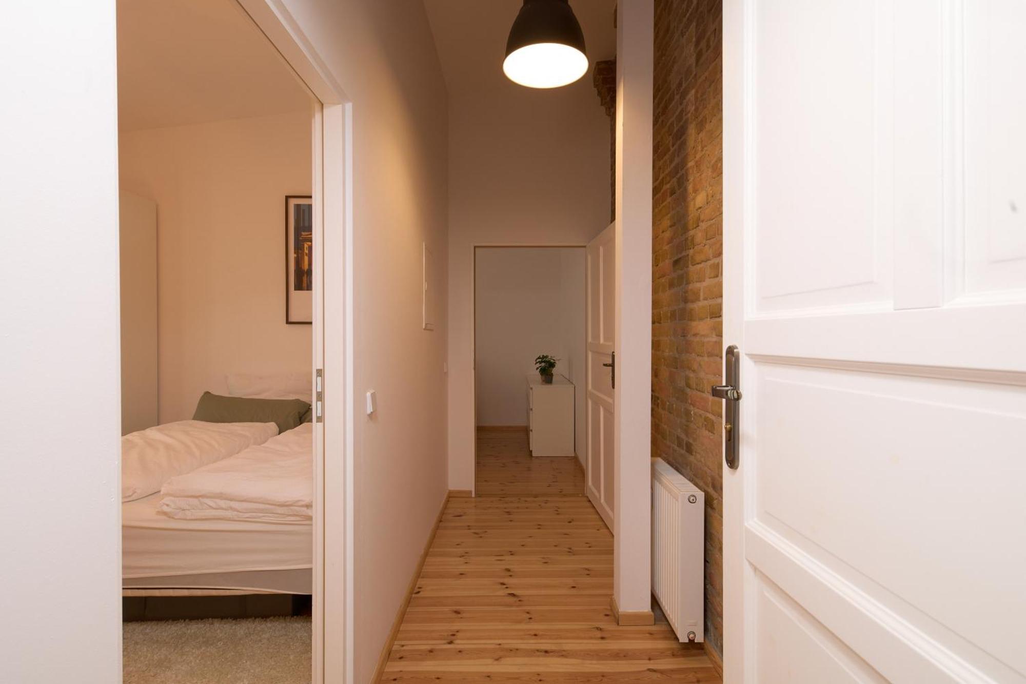 Staywell - Am Schloss Bellevue Fuer Bis Zu 12 Personen Apartment